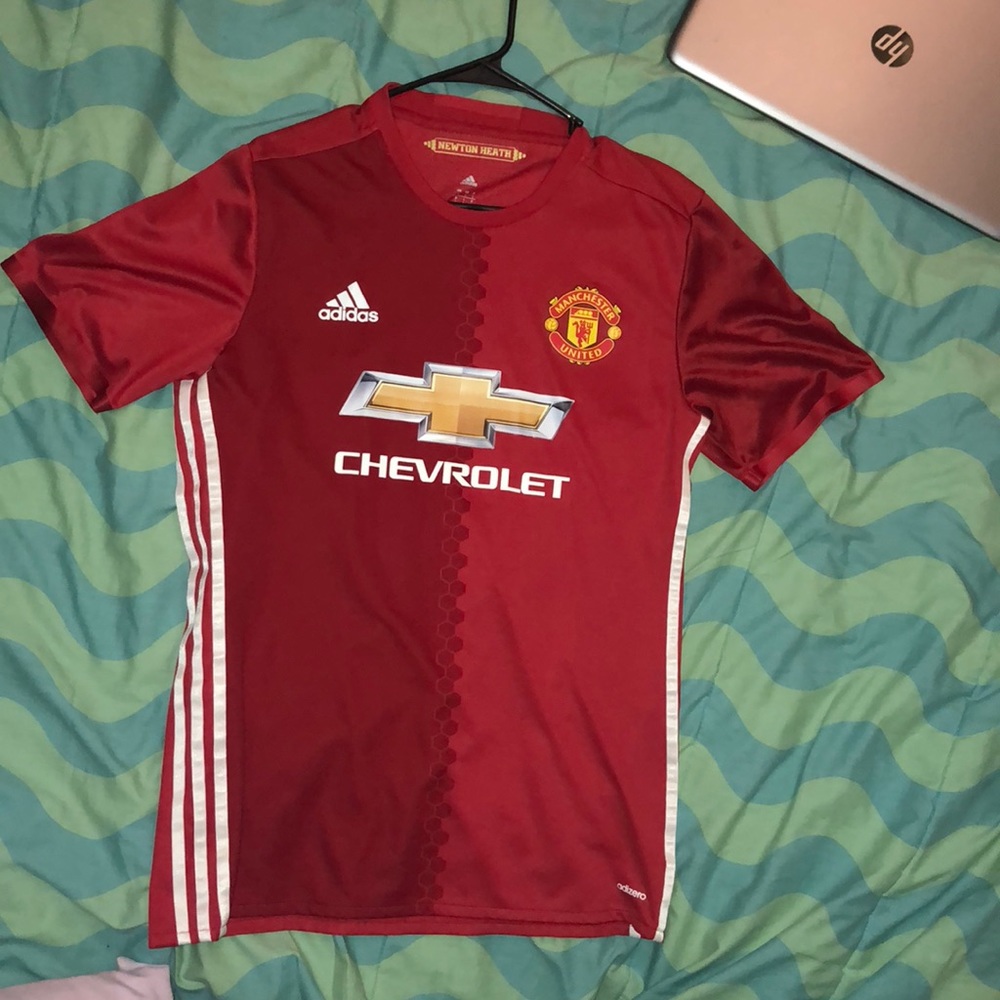 Manchester United Adidas jersey 2016-2017